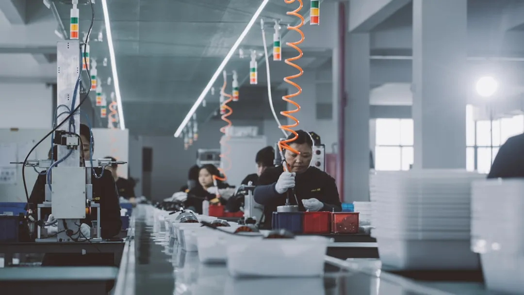 工业机器人电缆与拖链电缆的选型差异及场景适配建议