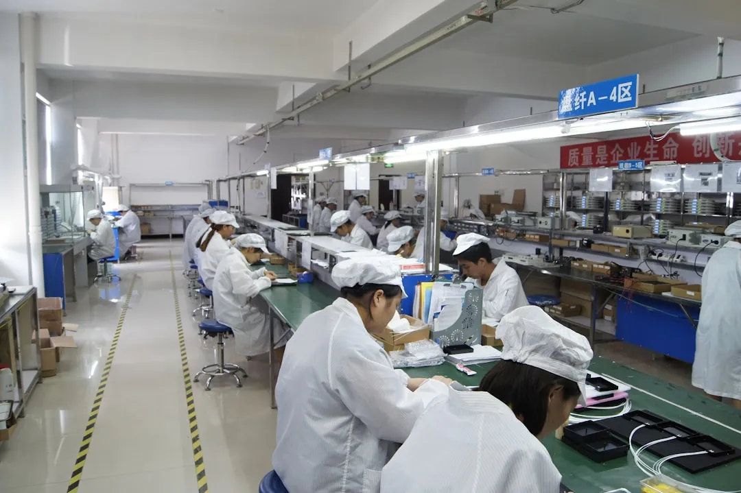 武汉南瑞思创柔性电缆产品线解析：从结构设计到抗干扰技术要点